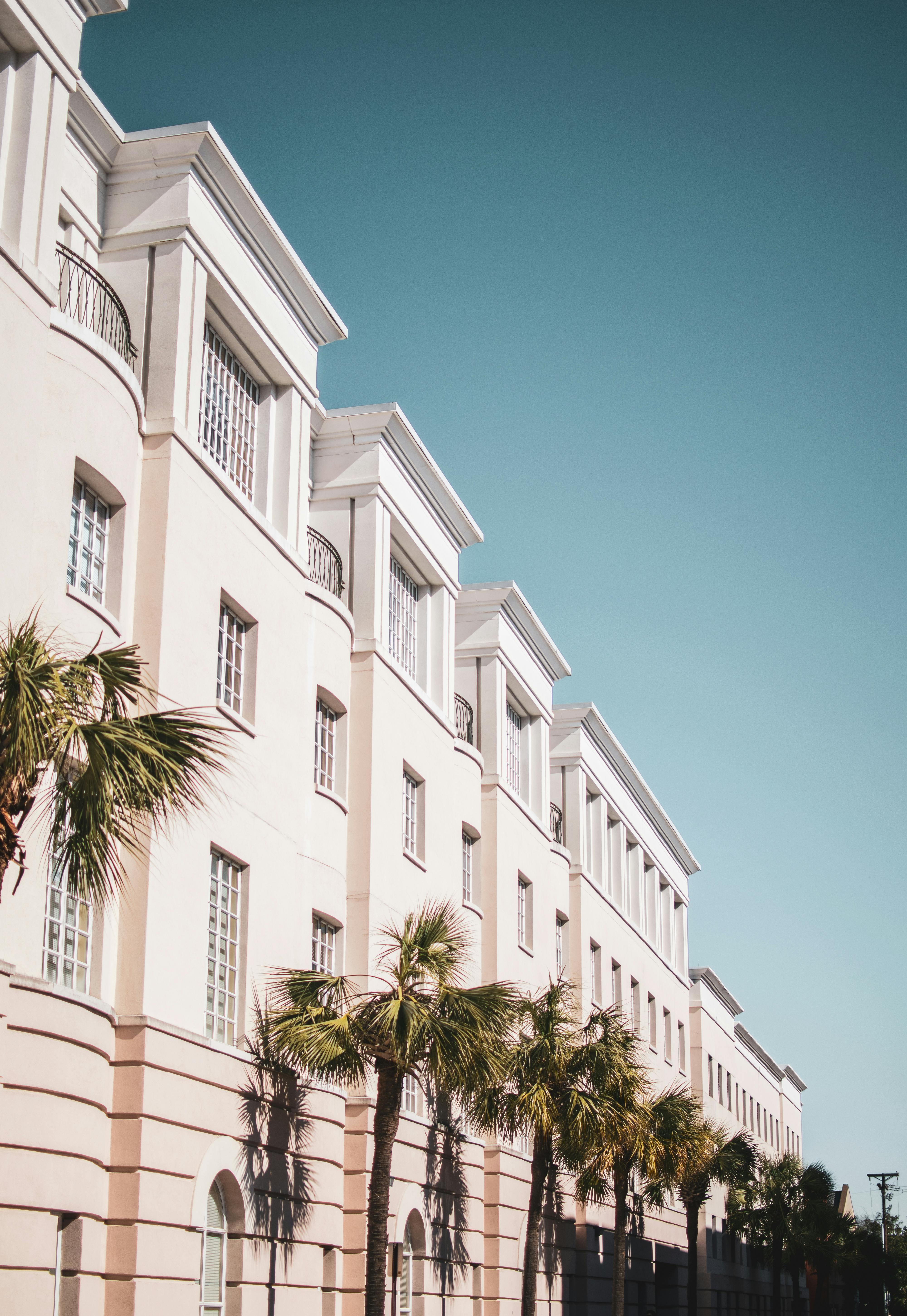 Hotels & Resorts